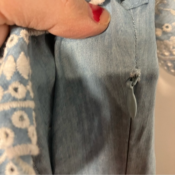 Lovers + Friends off the shoulder ruffle chambray mini dress size XS - Picture 5 of 10